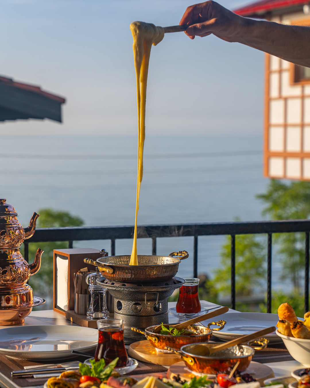 Trabzon’da Huzurlu ve Manzaralı Bir Konaklama Deneyimi